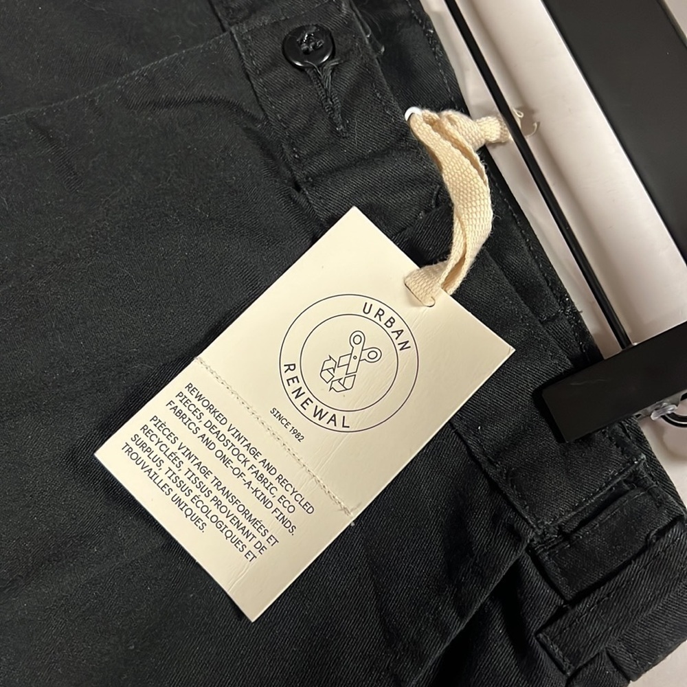 NWT Urban Renewal Dickies mini skirt | black | size 33 - Picture 5 of 8